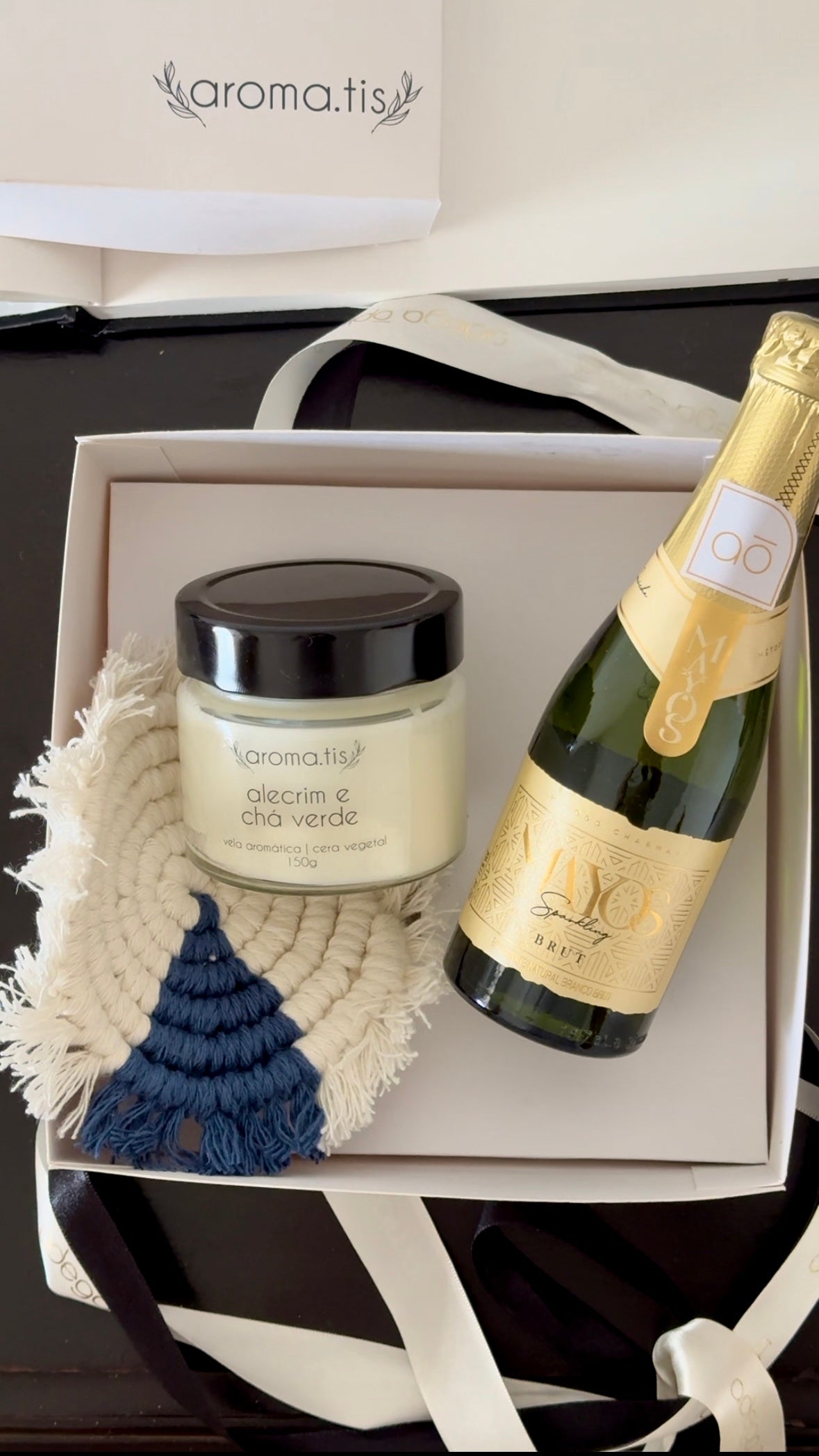 Kit Celebrar – Espumante, Vela e Souplat